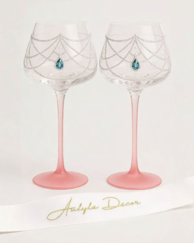 Aurora Diamonds Wine Glass