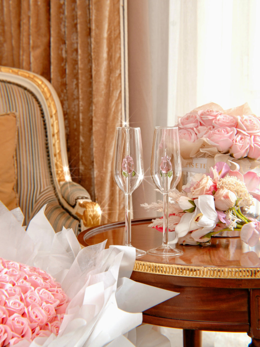 La Vie En Rose Champagne Glass