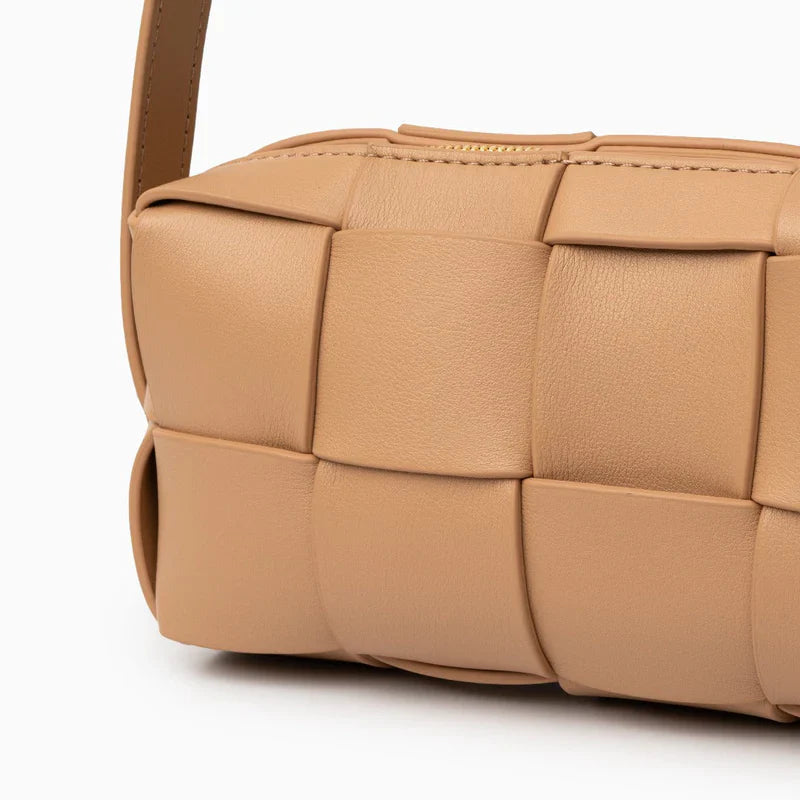 HELENE SHOULDER BAG IN PURE LEATHER - Pine Drew Lifestyle