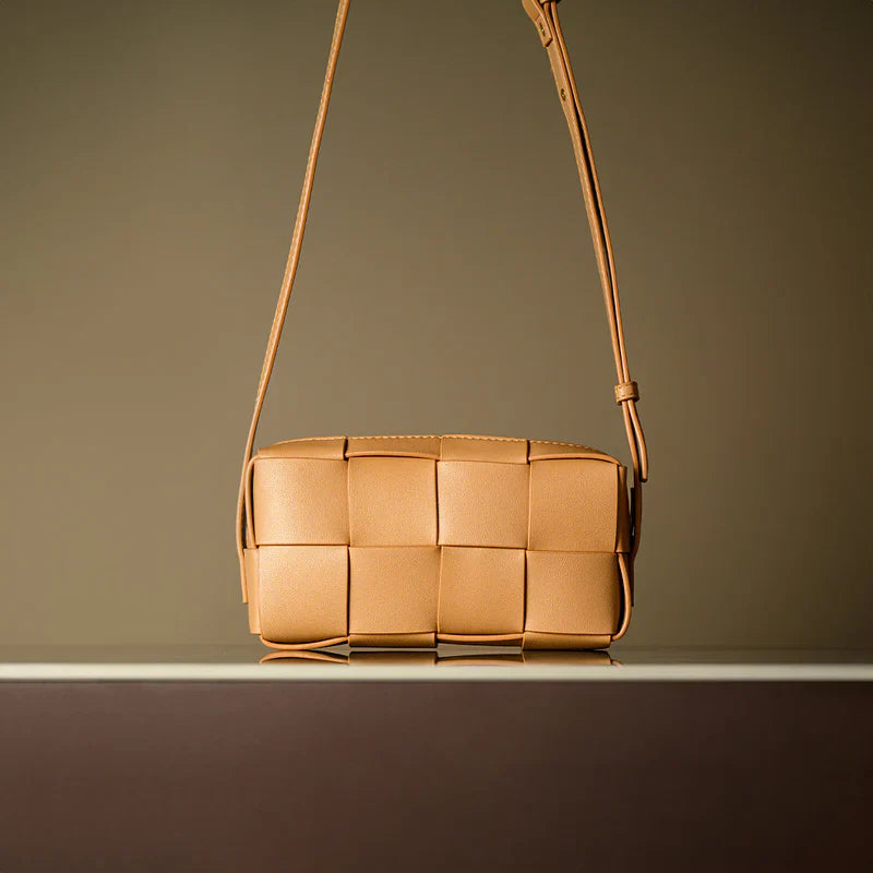 HELENE SHOULDER BAG IN PURE LEATHER - Pine Drew Lifestyle