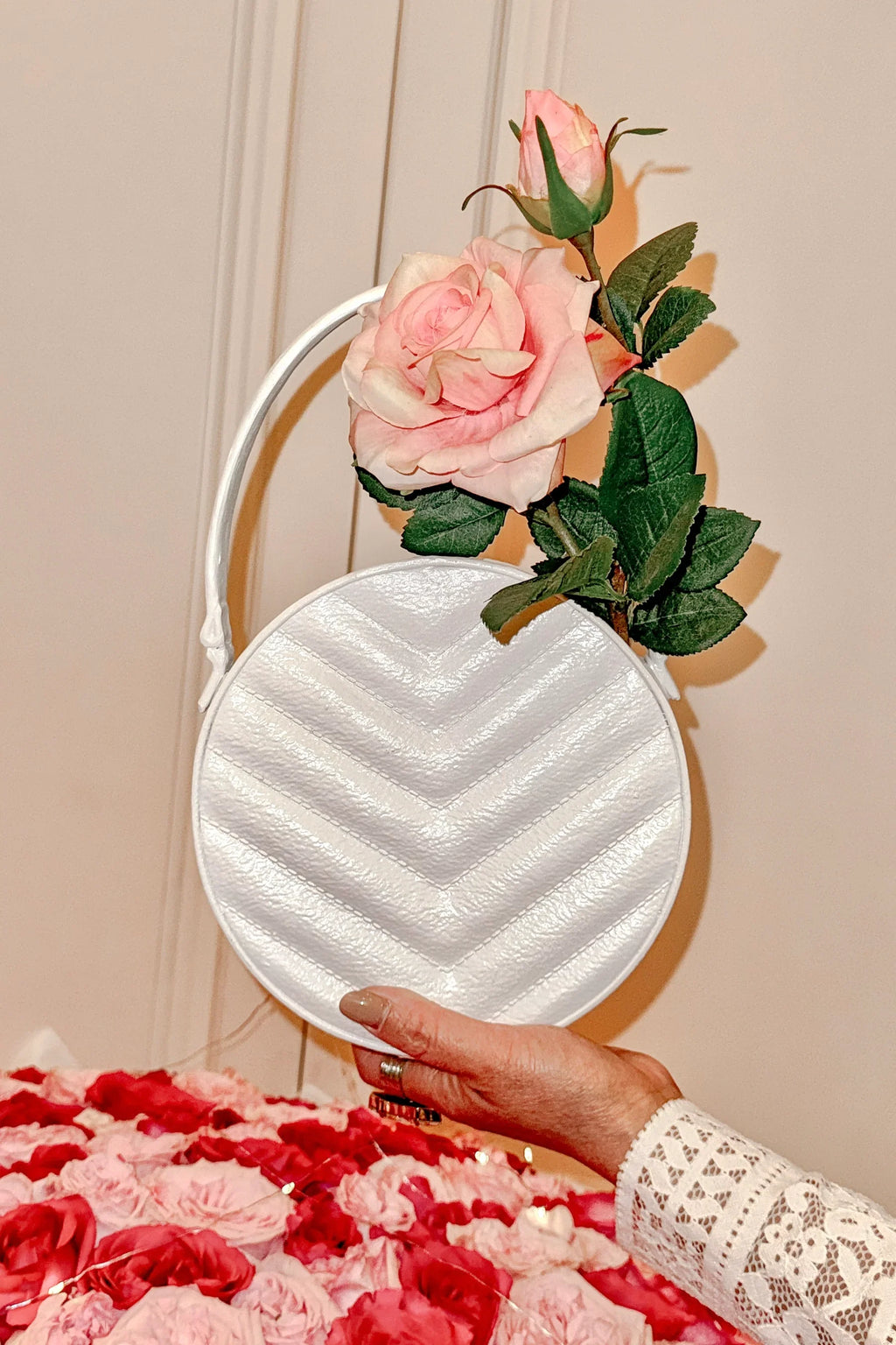 Sofia Round Handbag Resin Vase